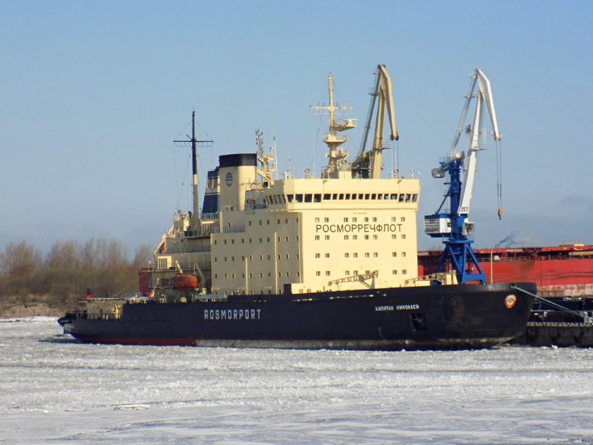 Ледокол Капитан Чадаев