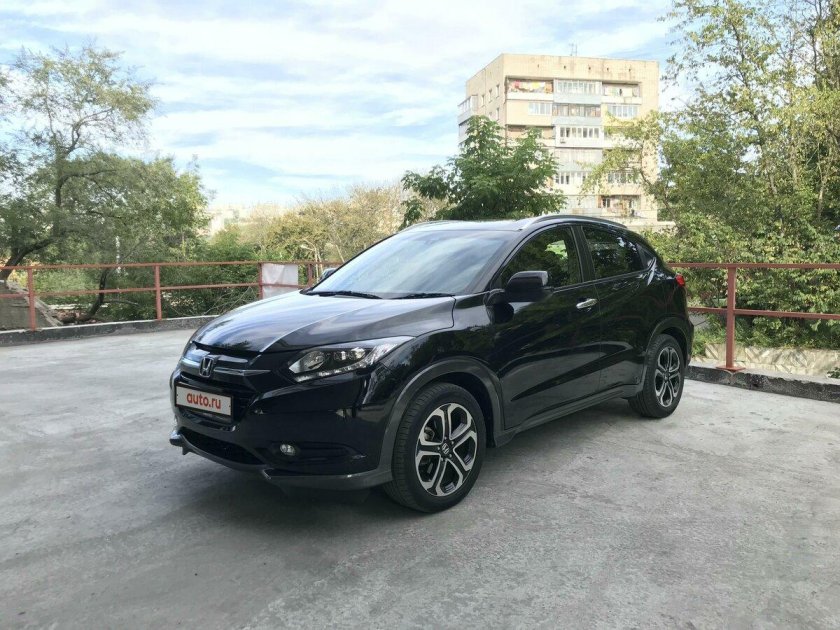 Honda Vezel черный
