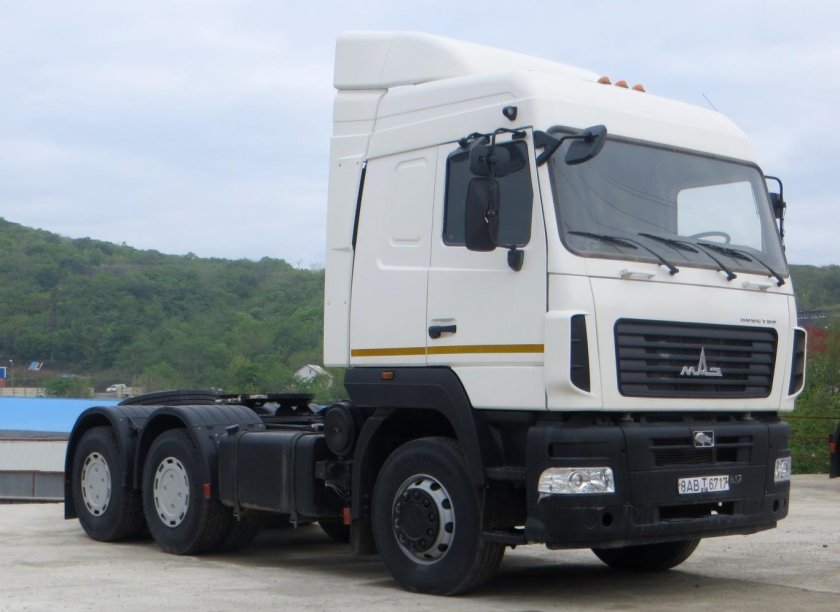 МАЗ-6430 седельный
