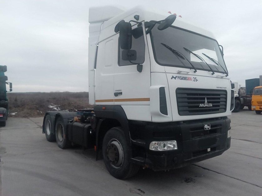 МАЗ простор тягач 6х4 седельный