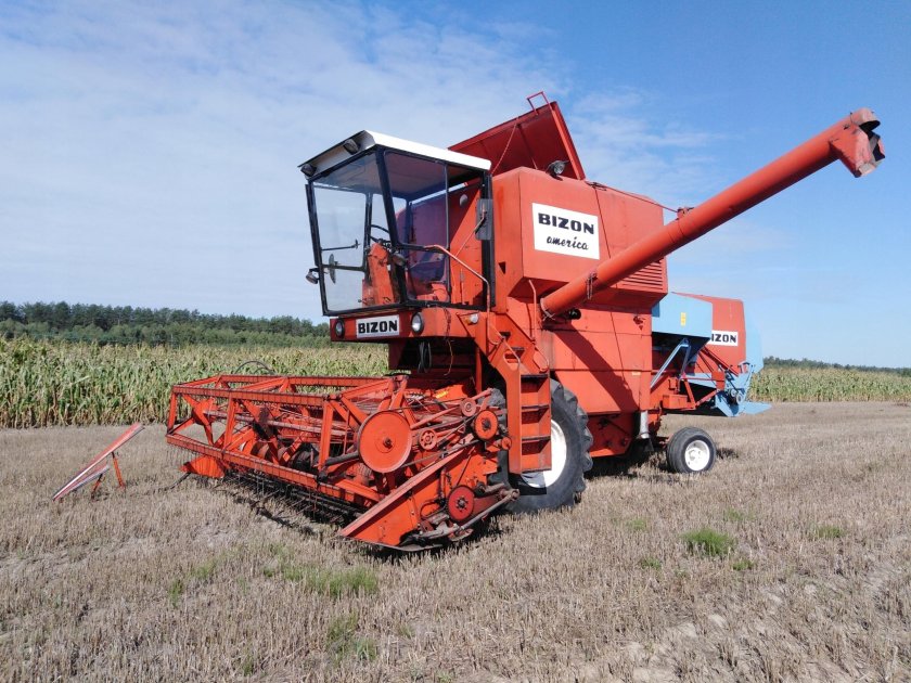 Комбайн Бизон z110