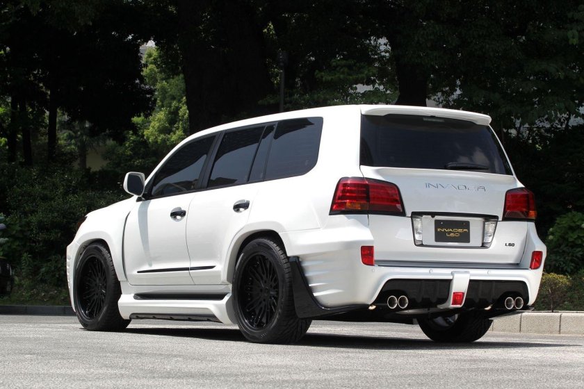 Lexus LX 570 Invader
