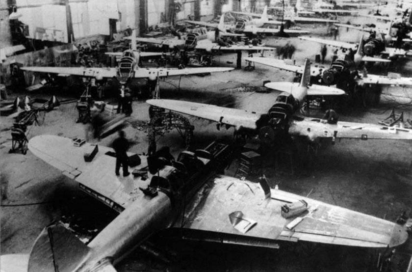 Воронежский завод авиационный ил-2 1942