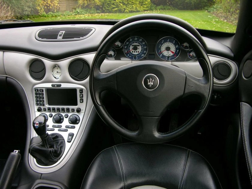 Maserati 4200gt двигатель Феррари