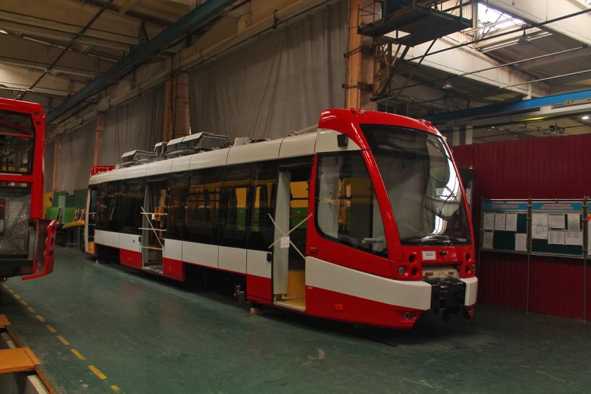 Трамвай БКМ 802е