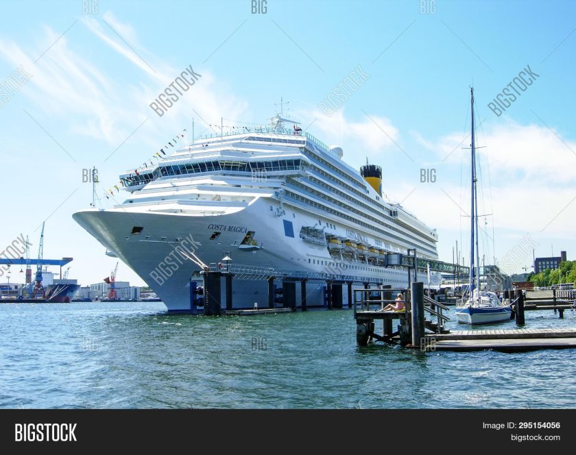 Costa Magica лайнер