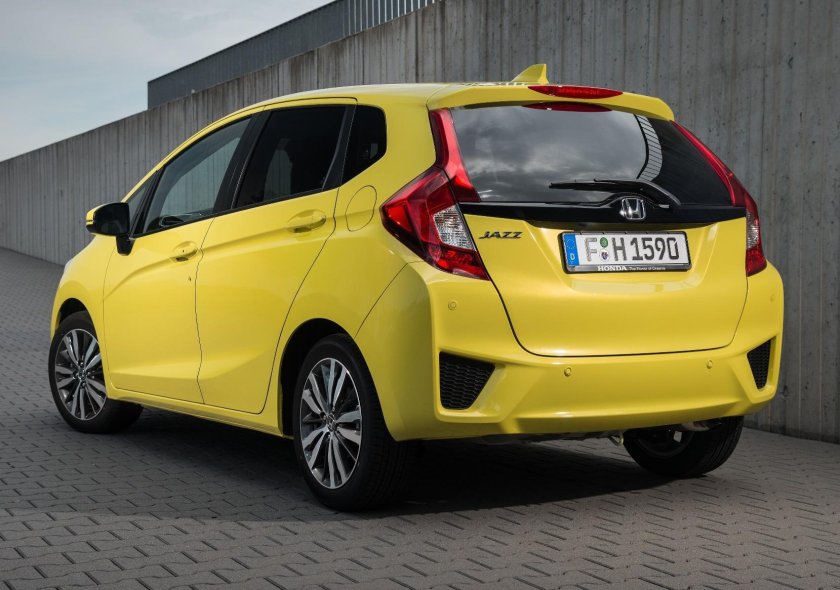 Хонда джаз
