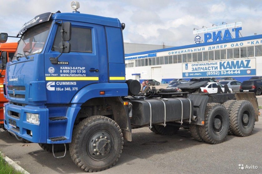 КАМАЗ-65225 батыр седельный тягач