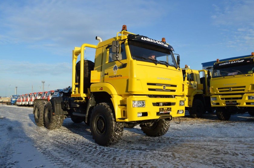 КАМАЗ 65221 тягач