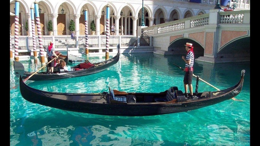 Италия Венеция гондолы