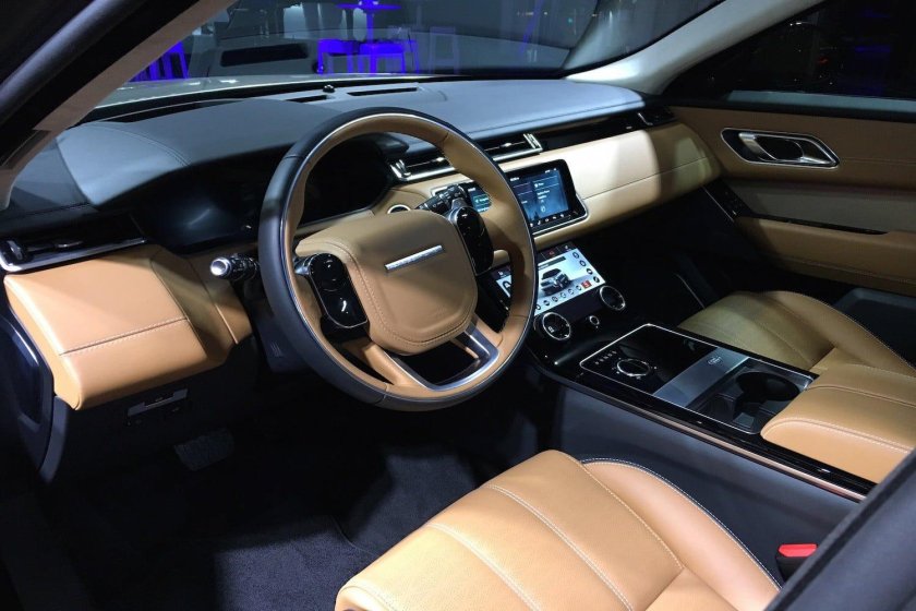 Range Rover Velar 2018 салон