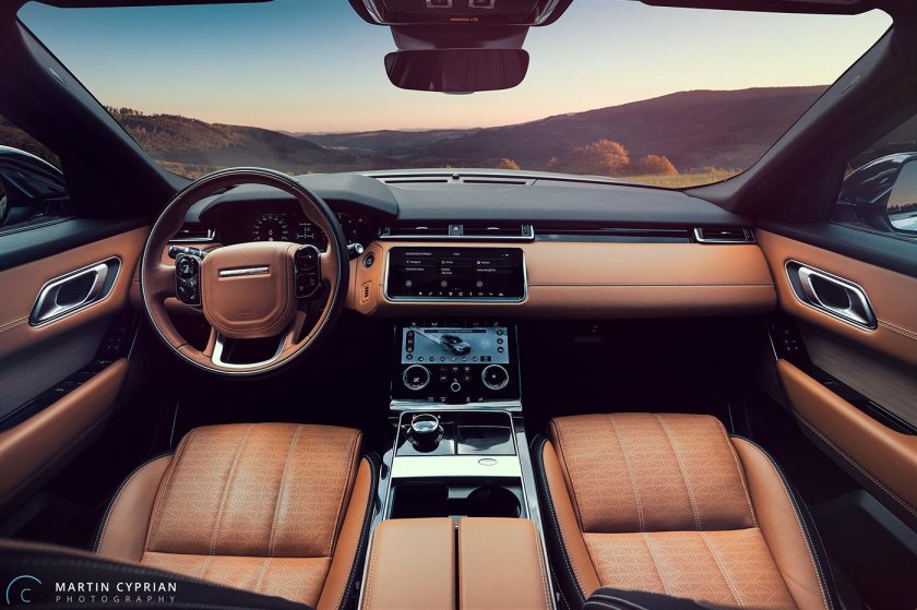 Land Rover range Rover Velar салон