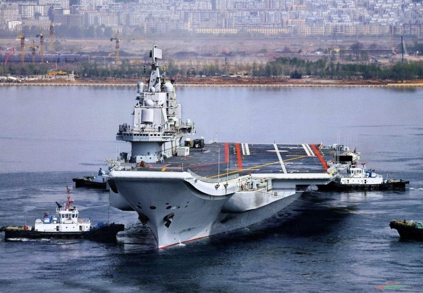 Авианосец Ляонин ВМС Китая