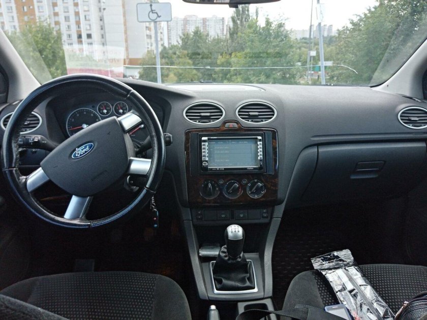 Ford Focus 2 Ghia комплектация