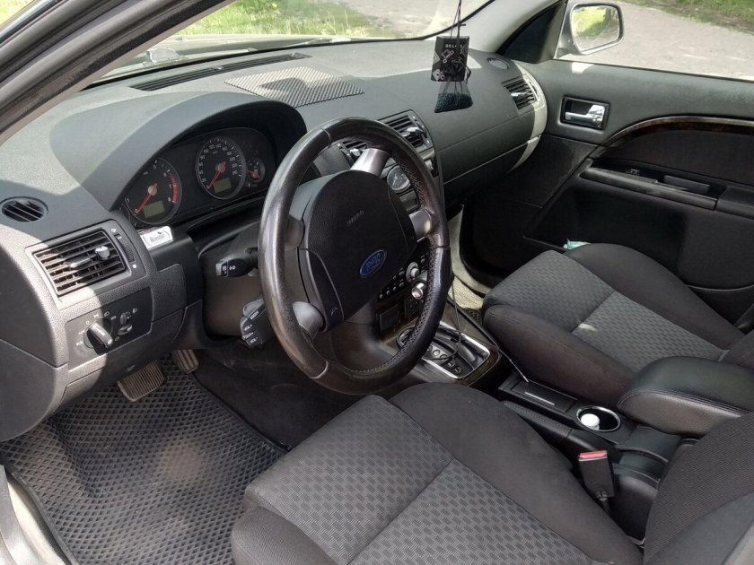 Форд Мондео 2005 салон