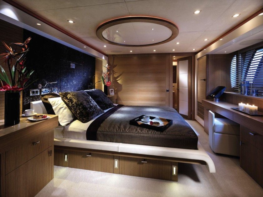 Sunseeker 130 Sport Yacht