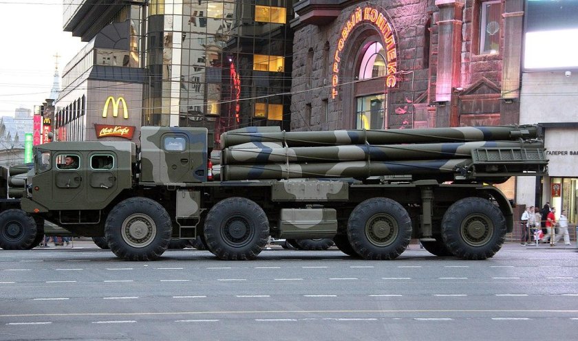 РСЗО БМ-30 «смерч»