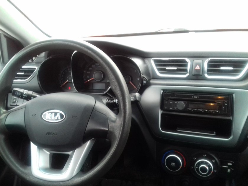 Киа Рио комфорт 1.4 автомат