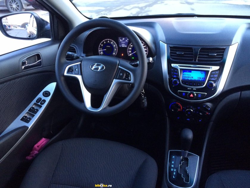 Hyundai Solaris Comfort 1.6 at комплектация