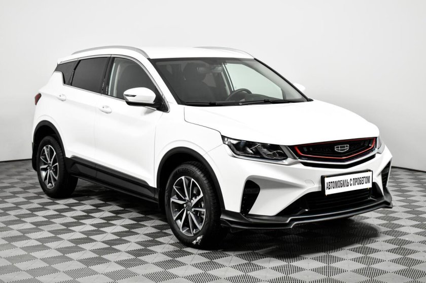 Новый Geely Coolray 2022