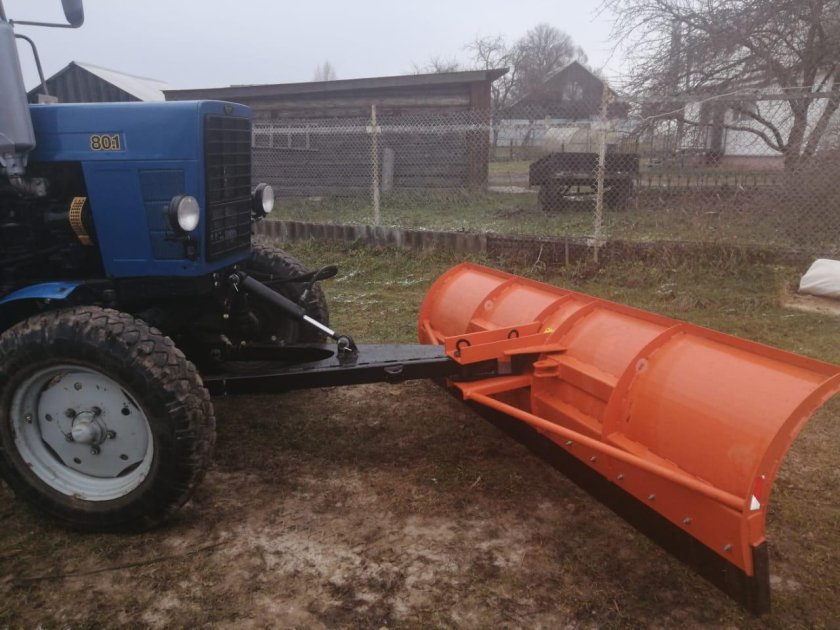 Отвал МТЗ 82 гидроповоротный