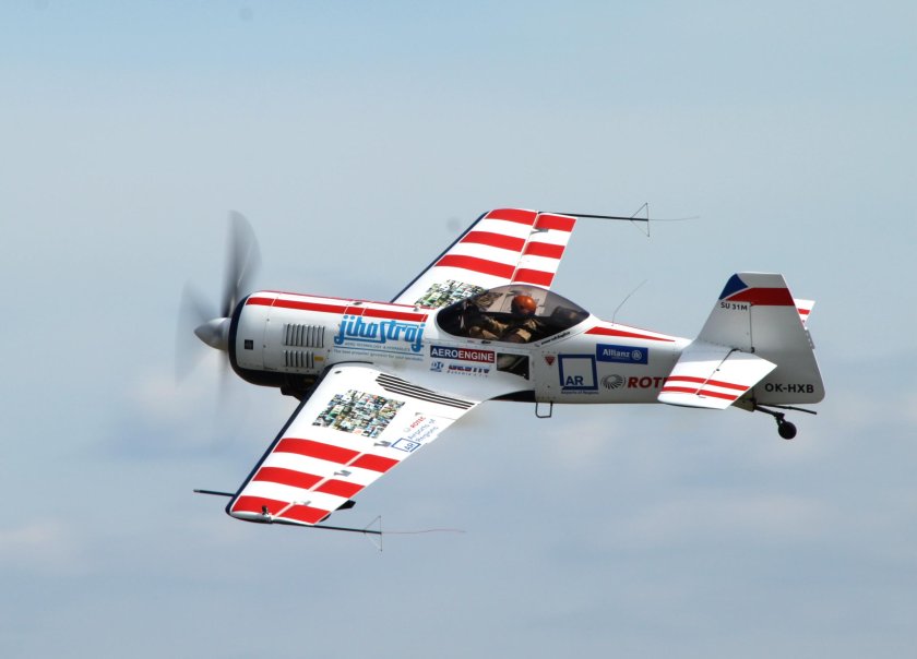 Пилотажный Су- 31