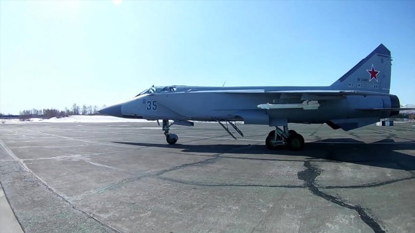 Патрульное сопровождение истребителями