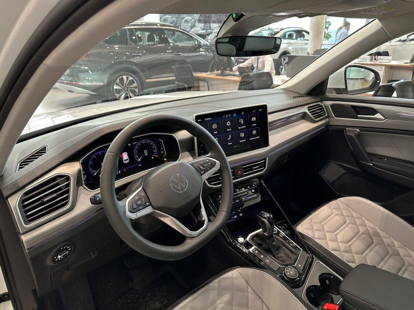 Volkswagen Tayron 380tsi 4wd r-line High Energy