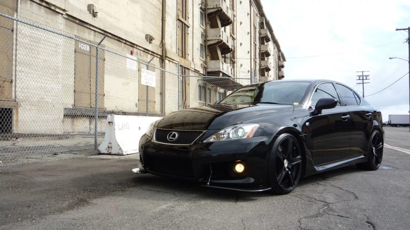 Лексус is 250 Black Tuning