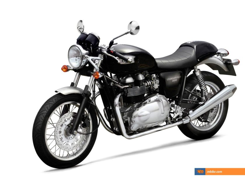 Triumph Thruxton 900
