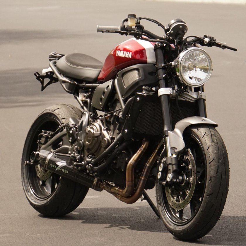 Ямаха 700 мотоцикл