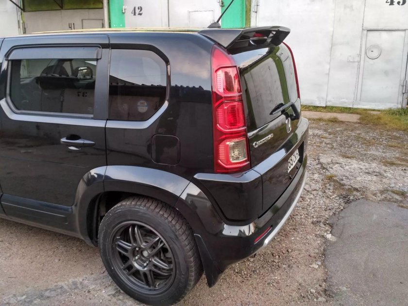 Спойлер Honda Crossroad