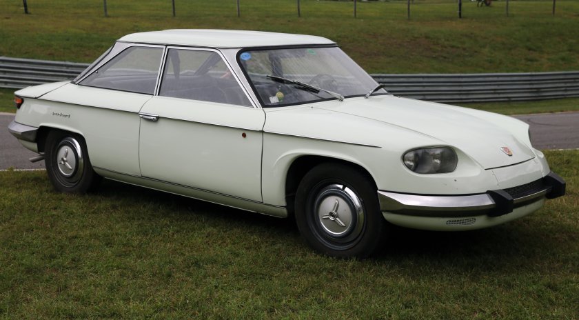 Panhard 24