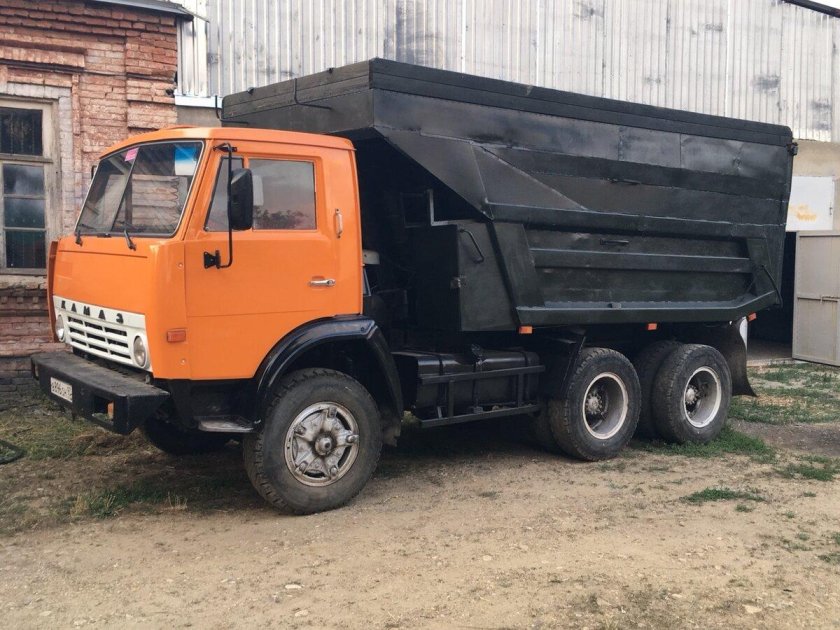 МАЗ 5511 самосвал