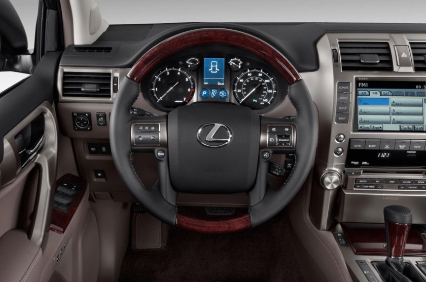 Lexus gx460 2011 салон