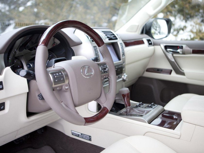 Лексус 460 GX белый салон