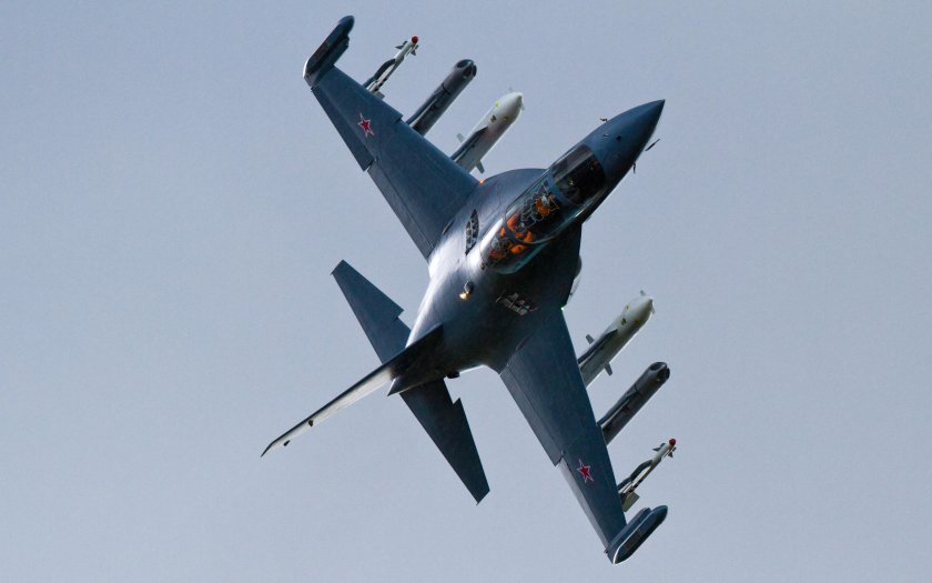 Истребитель як-130