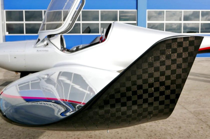 Полимер композитный фюзеляж