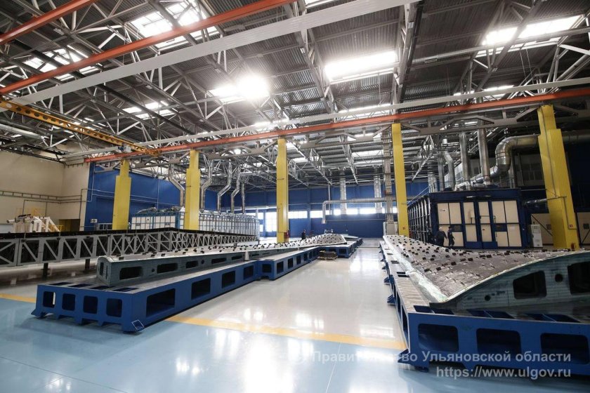 Черное крыло МС-21 АЭРОКОМПОЗИТ