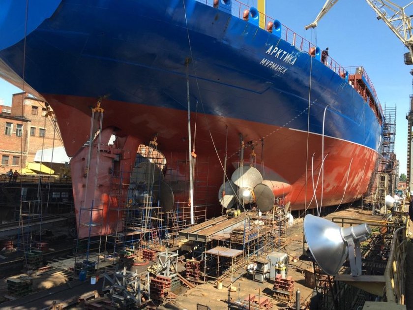 Ледокол Арктика 22220