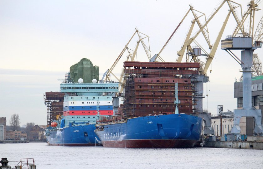 Ледокол Урал 22220