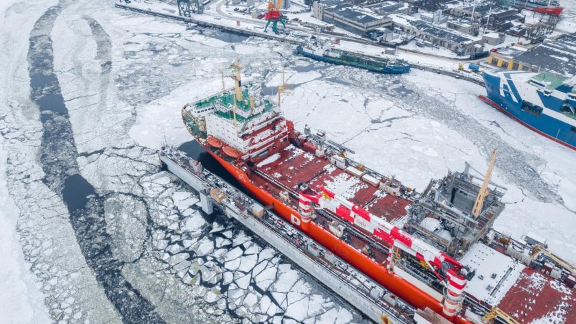 Севморпуть лихтеровоз