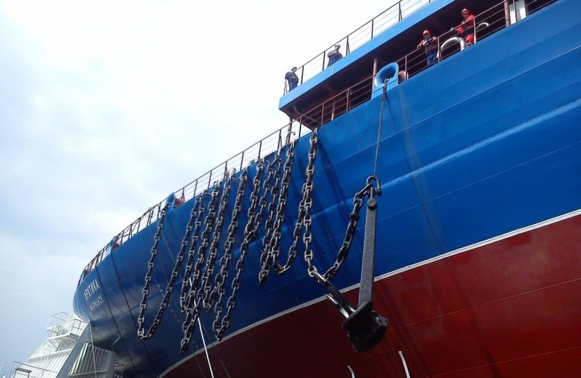 Судно с открывающимся дном