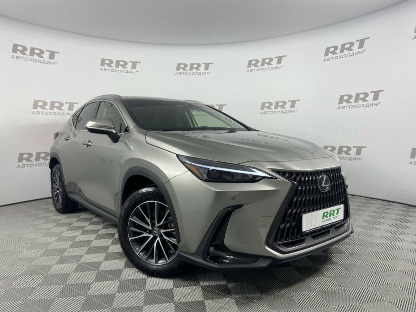 Машина Lexus NX 250 2021