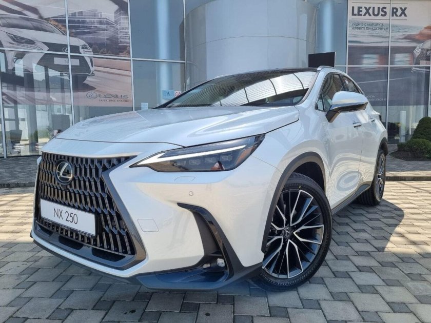 Лексус NX 250 белый