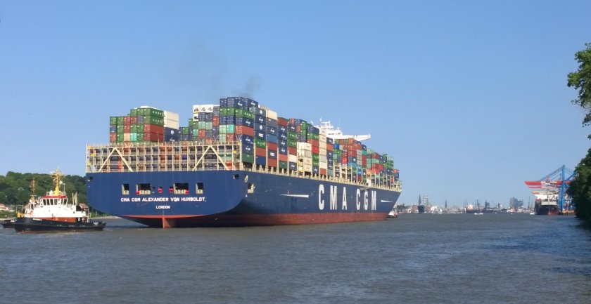 Контейнеровоз CMA CGM