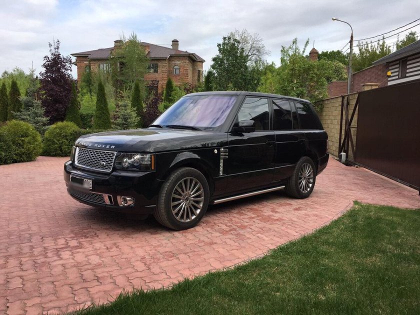 Ленд Ровер Рендж Ровер 2012 черный