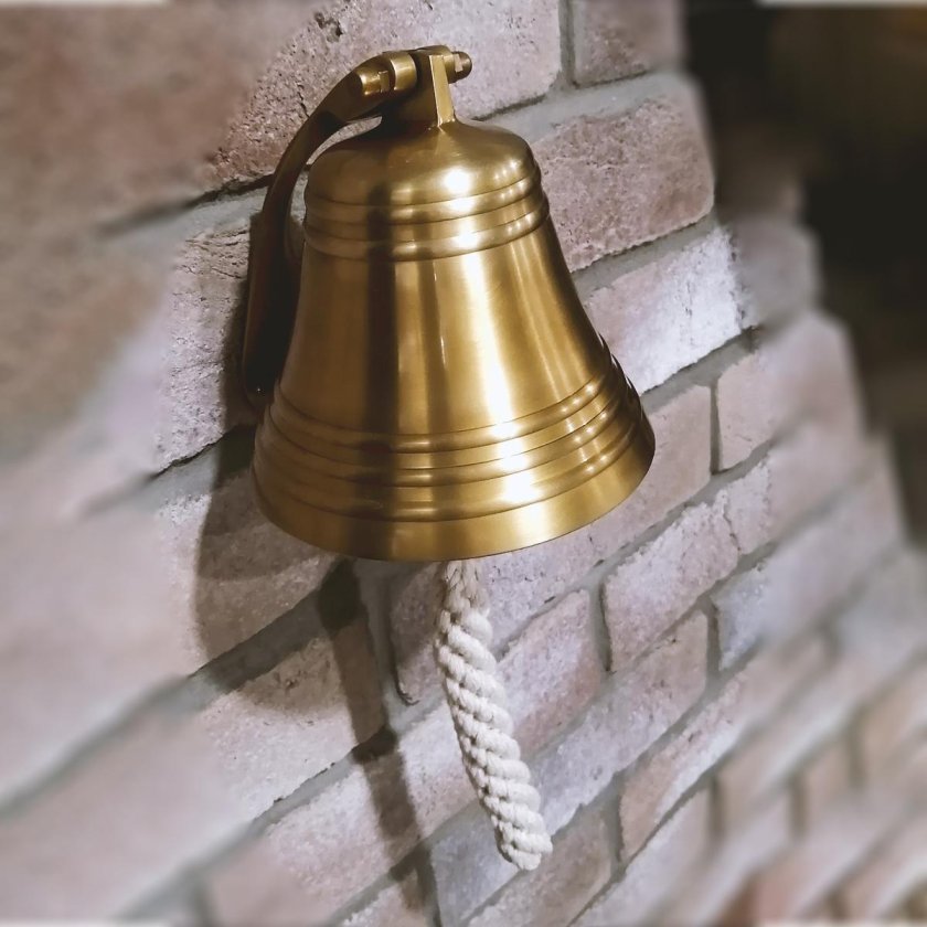 Корабельный колокол