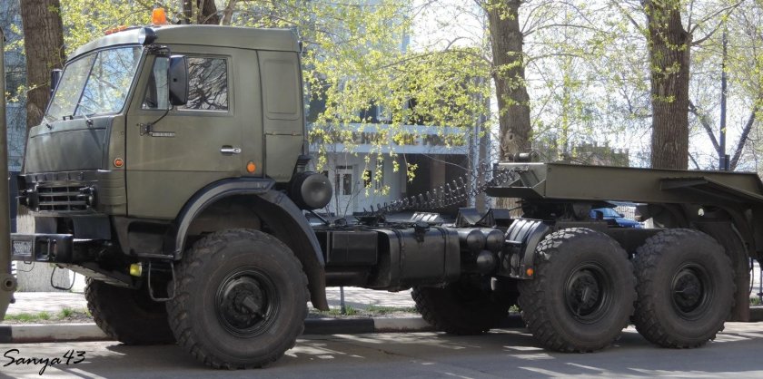 КАМАЗ 4310 седельный тягач