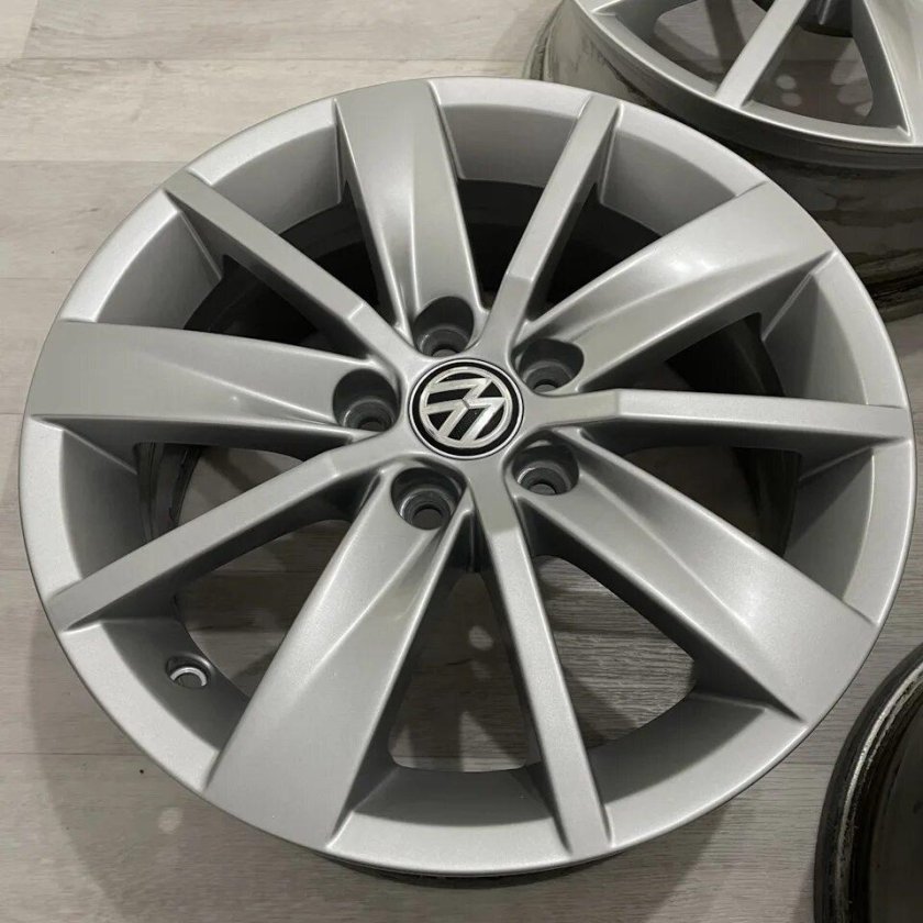 Диски Tosa поло седан